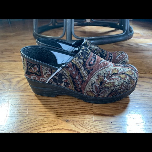 Dansko clogs - Picture 2 of 3